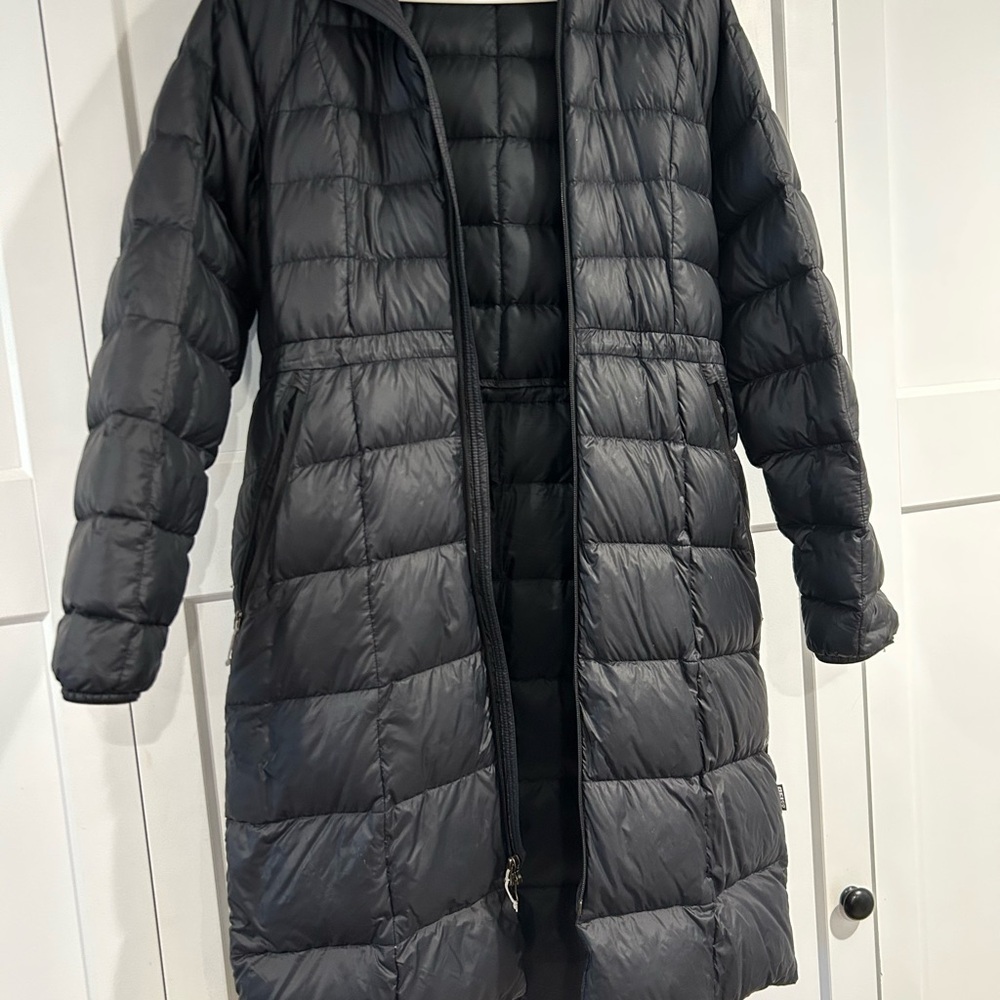 REI Women's Black Puffer Jacket